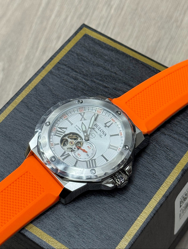 Reloj deportivo Bulova Marine Star Serie A clásico automático 98A226