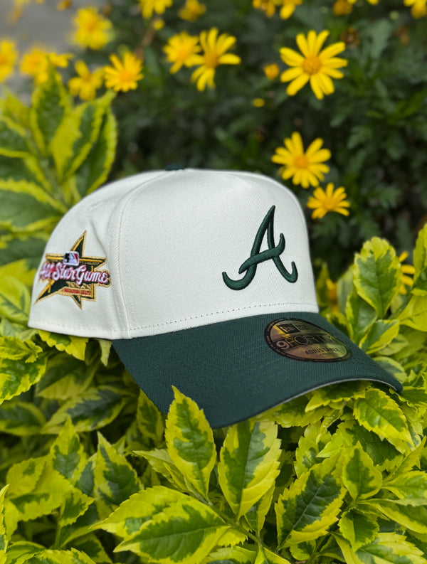 NEW ERA ATLANTA BRAVES/BLANCO HUESO/VERDE/9FORTY/AJUSTABLE