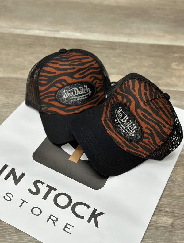 VON DUTCH NEGRO Y MARRÓN